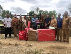 Dollah Mando Kirim Bantuan untuk Korban Kebakaran Salomallori