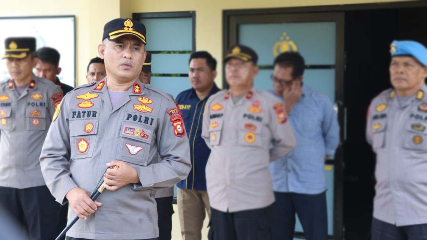 Memaknai Hari Bhayangkara ke-77 Tahun, Kapolres Wajo, AKBP Fathur Rochman, S.H.: Mengukir Prestasi dengan Dedikasi Luar Biasa