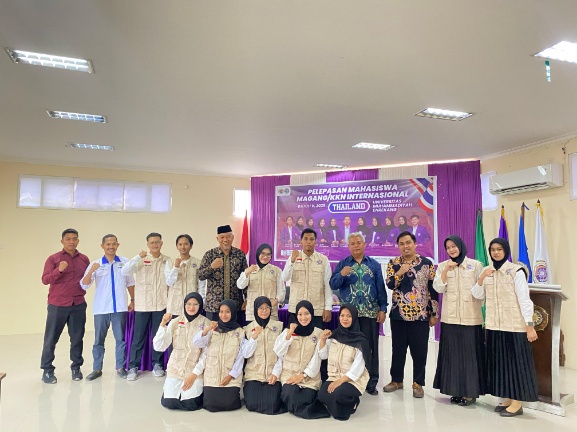Pelepasan Mahasiswa UNIMEN untuk Mengikuti Magang/KKN Internasional Di Thailand
