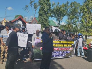 "Rakyat Kepung DPRD Sidrap! Bongkar Mafia Tanah di Balik HGU Margaressa"