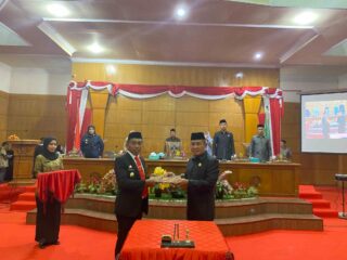 Bupati Sidrap Hadiri Paripurna Penandatanganan KUPA-PPAS Perubahan 2025