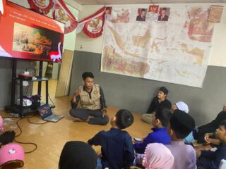 Seminar Sejarah di SIKL Malaysia, Mahasiswa KKN Bangkitkan Nasionalisme Pelajar Diaspora