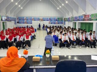BNNK Sidrap: Jadi Mahasiswa Keren Itu Harus Cerdas Tanpa Narkoba