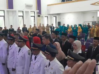 Regenerasi Kepemimpinan, Pemkab Enrekang Lantik 54 Pejabat Baru
