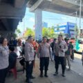 Ditbinmas Polda Sulsel Gelar Makan Gratis bagi Masyarakat di Bawah Flyover Makassar