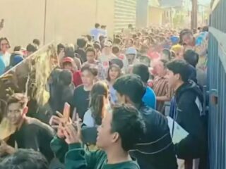 Massa Geruduk Rumah Sahroni, Aksi Politik Bergeser ke Ranah Pribadi