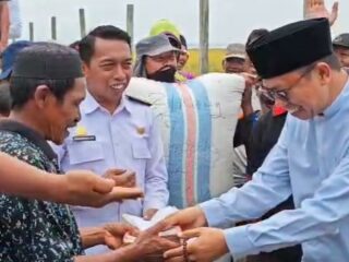 Di Teteaji Hasil 40 Are Tembus Rp17,8 Juta, Bupati Syahar: Pertanian Sidrap Harus Naik Kelas
