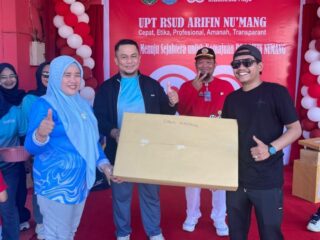Wabup Nurkanaah Meriahkan HUT ke-80 RI Bersama Tenaga Kesehatan RSUD Arifin Nu’mang