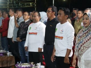 Bupati dan Ketua TP PKK Sidrap Semarakkan Malam Kesenian Cipotakari