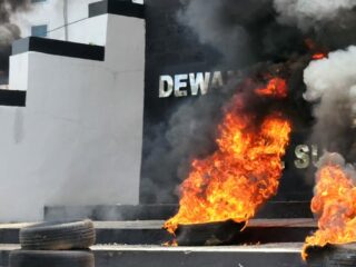 Api Ketidakpercayaan Membakar DPRD Sultra, Cipayung Plus Tantang Legitimasi Ketua Dewan