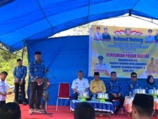 Pasar Rakyat Toporo Dibuka, PRISANA Hadir Dorong Keuangan Berkelanjutan di Konawe Selatan
