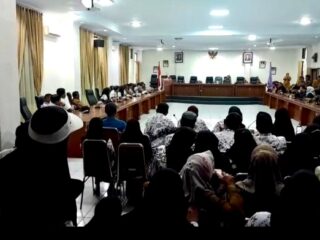 Ratusan Guru Enrekang Desak DPRD, TPG Harus Dibayar Tanpa Alasan