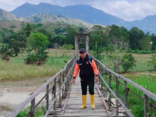 Pj.Kades Tungka Ungkap Pemerintah Hadir Dalam Pembangunan Jembatan di Desa Tapuan