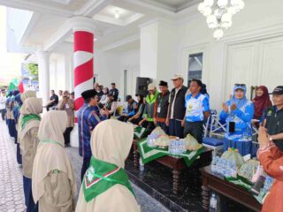 Karnaval Meriahkan Kemah Tahfidz dan Bahasa VIII di Sidrap