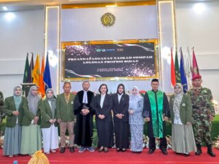 Sumpah Sang Bidan dan Siang yang Menyentuh di ITKES Muhammadiyah Sidrap