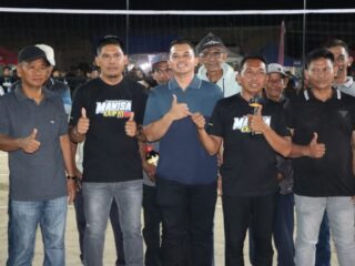 Dukung Pembinaan Atlet, Ketua PBVSI Sidrap Hadiri Pembukaan Tournament Volly Manisa Cup III