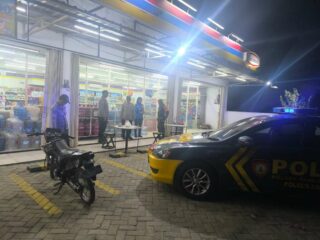 Patroli Blue Light Polsek Panca Lautang Jaga Stabilitas Kamtibmas Malam Akhir Pekan