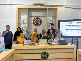 UMS Rappang Gelar Monev Internal Hibah Pengabdian Masyarakat, Batch 1-2025, Rektor Sampaikan Pesan dari Batam