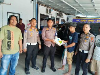 Pria Asal Larompong Luwu Ini Dijemput Polisi Wajo Usai kecelakaan, Ada Sabu 1 Kg di Mobilnya