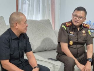 Hari Pertama Bertugas, Kajari Sidrap Adhi Kusumo Sambangi Ketua DPRD