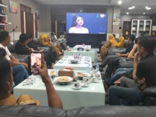 Hebat! Bupati Sidrap Rela Begadang Demi Dukung Syaqira di D’Academy 7