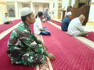 Babinsa Kodim 1420/Sidrap Gelar Safari Subuh dan Komsos di Wilayah Binaan