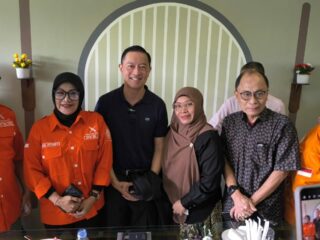 Tom Lembong Silaturahmi dengan Petinggi Gerakan Rakyat Sulsel, Tekankan Ekonomi UMKM dan Penguatan Literasi Digital