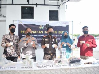 Pemusnahan Spektakuler di Majene, Kajari: “Semua Harus Jelas, Terbuka, dan Sesuai Putusan”