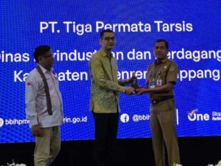 Disperindag Sidrap Terima Penghargaan ‘Customer of The Year’ dari BBIHPMM Makassar