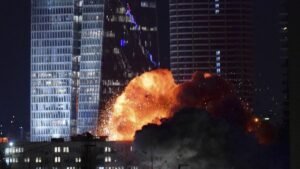 Update Perang Terbaru Iran–Israel, Tel Aviv Terbakar, Iran Serang Pangkalan AS