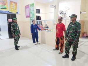 TNI dan Damkar Bersinergi, Patroli Siskamling di Tellu Limpoe Intensifkan Keamanan dan Edukasi Kebakaran