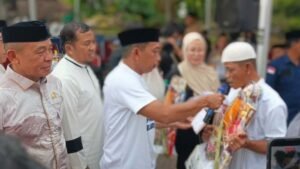 Rakyat Terharu Dapat Telur Gratis dan Modal Usaha, Bupati Sidrap Syahar: Perusahaan yang Tak Lupa Diri