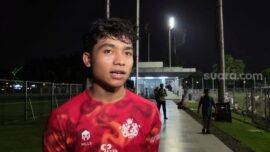 Bentrand Peto saat memberikan Tanggapannya