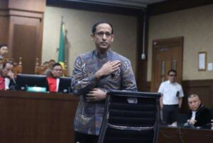 Eks Mendikbudristek Nadiem Makarim divonis 10 tahun penjara dalam perkara dugaan korupsi pengadaan laptop Chromebook dan Chrome Device Management (CDM).