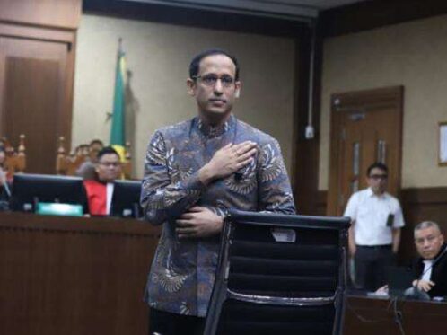 Eks Mendikbudristek Nadiem Makarim divonis 10 tahun penjara dalam perkara dugaan korupsi pengadaan laptop Chromebook dan Chrome Device Management (CDM).