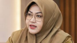 Kuartini Deti Putri Resmi Isi Kursi Sekda Padang Panjang