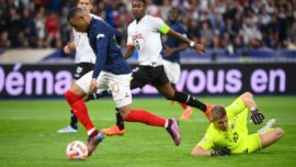 Pemain Prancis dan Senegal akan kembali berhadapan dalam laga Grup I Piala Dunia 2026. Les Bleus mengincar kemenangan, sementara Senegal bertekad mengulang kejutan yang pernah mereka ciptakan pada 2002. Foto: Reuters
