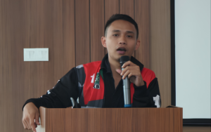 Sekretaris Jenderal DPC PKB Kabupaten Garut, Cecep M. Ginanjar, saat memberikan keterangan mengenai pentingnya keterwakilan perempuan dalam politik dan lembaga legislatif.