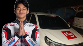 mobil Honda Civic RS terbaru