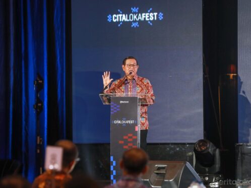Pemerintah Provinsi (Pemprov) DKI Jakarta meraih Anugerah Daerah Terbaik dalam Membangun Tata Kelola yang Mendengar pada Cita Loka Festival 2026 di Hotel Aryaduta Menteng, Jakarta Pusat, Rabu (24/6). Gubernur DKI Jakarta, Pramono Anung menerima langsung penghargaan itu, dalam sambutannya Pram mengatakan, pembangunan Jakarta tidak hanya berfokus pada infrastruktur fisik, tetapi juga pada kemampuan pemerintah mendengar dan merespons kebutuhan masyarakat.