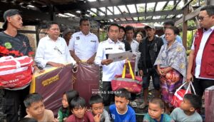 Kebakaran Hanguskan Rumah Warga Sidrap, Syaharuddin Alrif Langsung Turun ke Lokasi