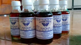 Minyak Gosok Cap Tawon Makassar