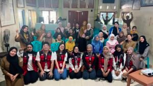 BESTI Hadir di Padangloang Sidrap, Warga Belajar “Membaca Gula” dari Kemasan Makanan
