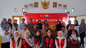 40 Hari Mengabdi di Kabupaten Bone, Mahasiswa Kesehatan Unhas Tutup Program dengan Evaluasi Bersama Warga