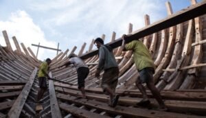Bulukumba dan Pinisi yang Lahir dari Tangan Para Panrita Lopi