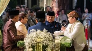 Dari Istana ke Pelaminan, Gubernur Sulsel Hadiri Hari Bahagia Kasespri Presiden Prabowo