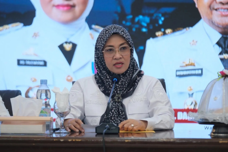 Bukan 16, Bupati Gowa Sebut Hanya 7 Pejabat yang Dibebastugaskan: Ada Apa di Balik Polemik Ini?