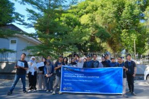 Mengenalkan Sejarah Kota melalui Walktour: Mengajak Generasi Muda Membaca Makassar dari Dekat