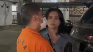 Saat Sekda Konawe Selatan Jadi Tersangka, Sang Istri Sah Justru Berdiri di Sisinya: Momen Ini Jadi Sorotan