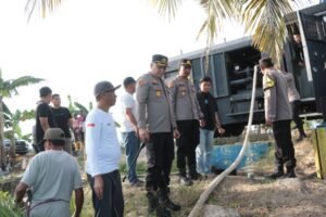 Baru Sepekan Menjabat, Kapolres Sidrap Kerahkan Water Canon Bantu Petani Hadapi Kekeringan
